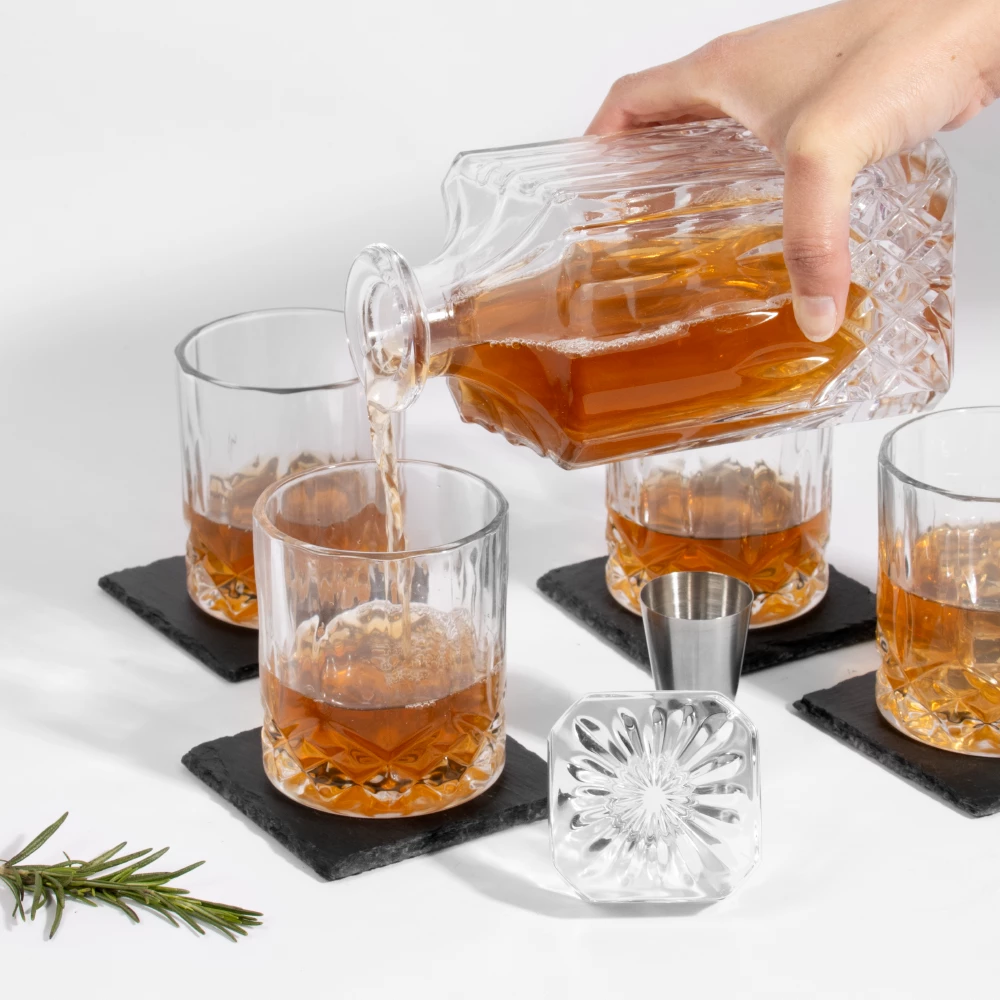 Refined Gifts Travel Bar 4 Refined Gifts Travel Bar - Image 2