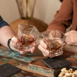 Refined Gifts The Whiskey Iceberg Glasses Pack Of 2 -Gift Box Sales 579276 004