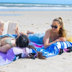 Tropical Beach Towel With Inflatable Pillow -Gift Box Sales 580933 008