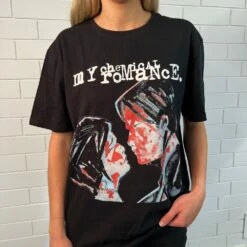 My Chemical Romance Three Cheers For Sweet Revenge Tee 7 My Chemical Romance Three Cheers For Sweet Revenge Tee -Gift Box Sales 582316 000 005